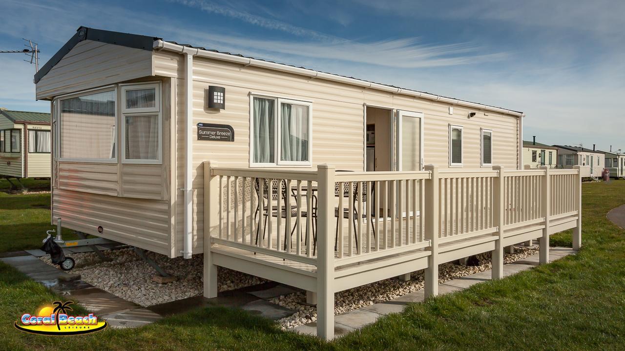 Coral Beach Holiday Park สเกคเนส ภายนอก รูปภาพ